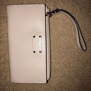 Kate Spade White Zip Around Wallet